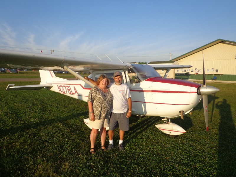 Tony & Jane Clark - Cessna 172
